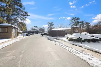 19 Newbrook #19, Bay Shore, NY 11706 - Photo 1