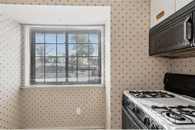 19 Newbrook #19, Bay Shore, NY 11706 - Photo 17