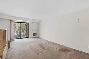 19 Newbrook, Bay Shore, NY 11706 - Photo 7