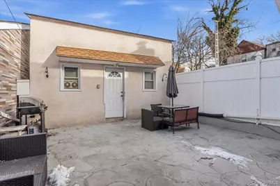 58-29 60th Lane, Maspeth, NY 11378 - Photo 25