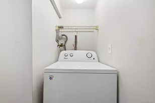 97 Maple St, Newburgh, NY 12550 - Photo 27