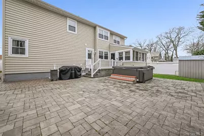 3993 Fulton Avenue, Seaford, NY 11783 - Photo 35