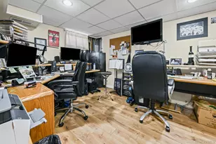 3993 Fulton Ave, Seaford, NY 11783 - Photo 29