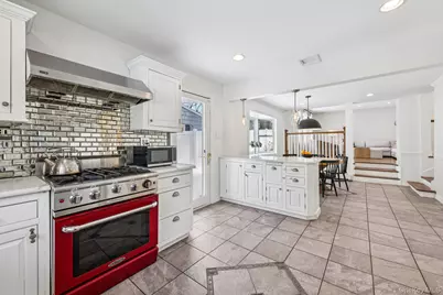 56 Hewitt Avenue, Bronxville, NY 10708 - Photo 13