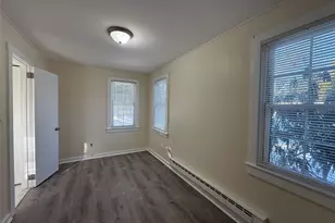 6 Bayberry Ln, Northport, NY 11768 - Photo 9