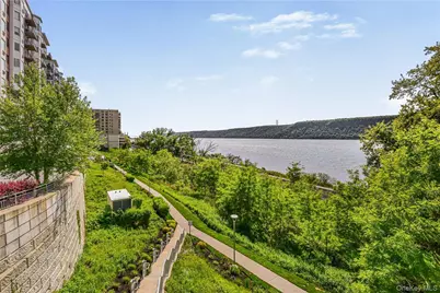 1155 Warburton Avenue #7X, Yonkers, NY 10701 - Photo 25