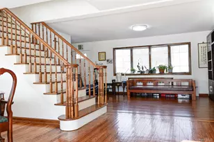 25 Westbury Ave, Plainview, NY 11803 - Photo 15