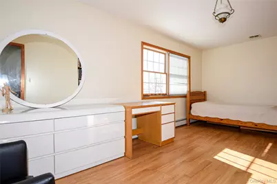 25 Westbury Avenue, Plainview, NY 11803 - Photo 25