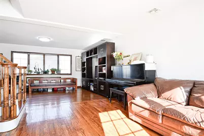 25 Westbury Avenue, Plainview, NY 11803 - Photo 19