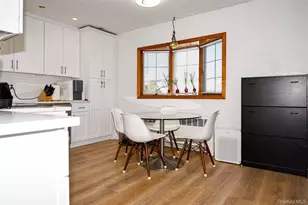 25 Westbury Ave, Plainview, NY 11803 - Photo 9