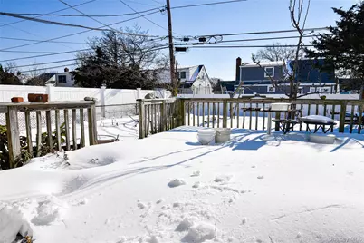 25 Westbury Avenue, Plainview, NY 11803 - Photo 33