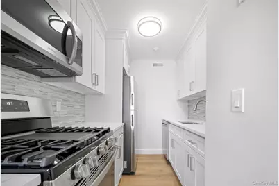 96 Artist Lake Drive, Middle Island, NY 11953 - Photo 27