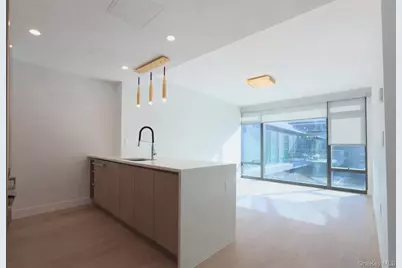 38-20 Parsons Boulevard #426, Flushing, NY 11354 - Photo 3