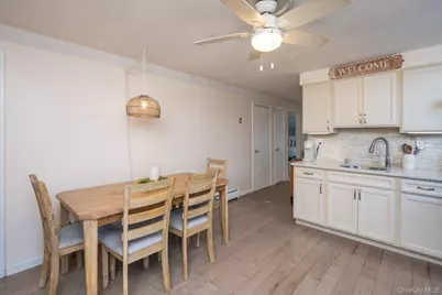 7 Stein Street, Valley Stream, NY 11580 - Photo 27