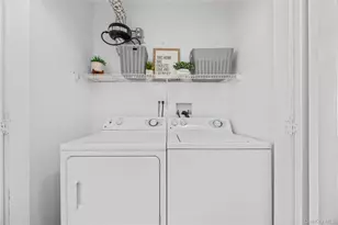 169 Surf Dr, Bronx, NY 10473 - Photo 21