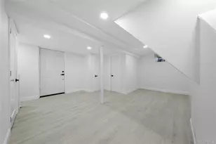 92 Washington Ave, Deer Park, NY 11729 - Photo 33