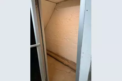 102-51 Jamaica Avenue, Richmond Hill, NY 11418 - Photo 9