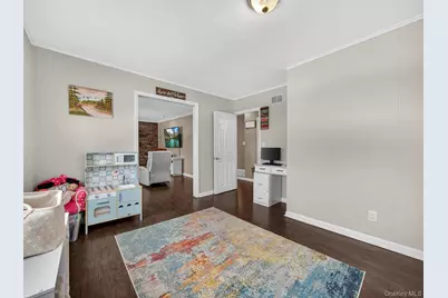 7 Staubitz Avenue, Pearl River, NY 10965 - Photo 11