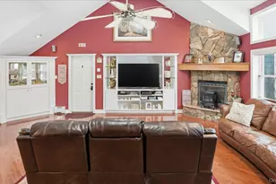 1 Tracklot Rd, Nissequogue, NY 11780 - Photo 17