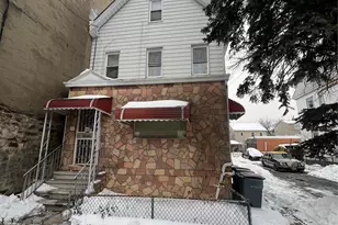 838 E 226th St, Bronx, NY 10466 - Photo 3