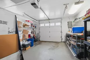 4626 Concord Ave, Great Neck, NY 11020 - Photo 21