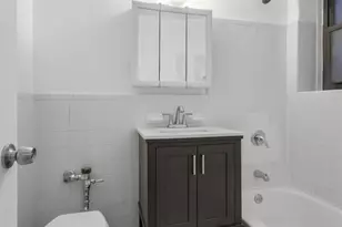 2244 Bronx Pk E, Bronx, NY 10467 - Photo 5