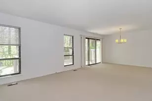 277 Vista Dr, Jericho, NY 11753 - Photo 9