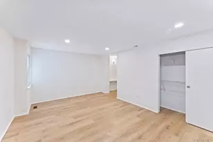 277 Vista Dr, Jericho, NY 11753 - Photo 13