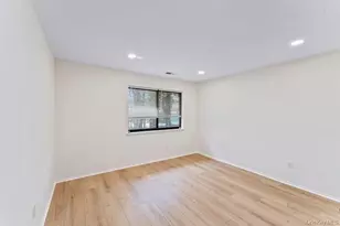 277 Vista Dr, Jericho, NY 11753 - Photo 19