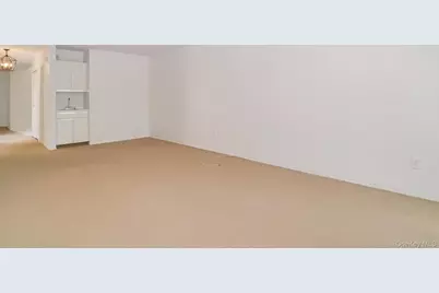 277 Vista Drive, Jericho, NY 11753 - Photo 11