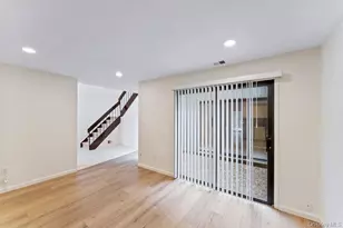 277 Vista Dr, Jericho, NY 11753 - Photo 3