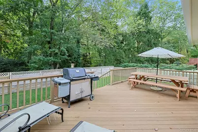 97 Winding Brook Road, New Rochelle, NY 10804 - Photo 23