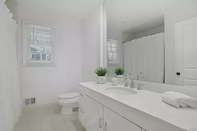 97 Winding Brook Road, New Rochelle, NY 10804 - Photo 19