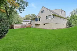 97 Winding Brook Rd, New Rochelle, NY 10804 - Photo 3