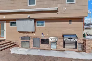 98 Kingsland Ave, West Islip, NY 11795 - Photo 27