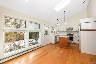 10 Sherman, Glen Cove, NY 11542 - Photo 9