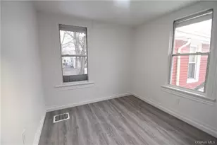 23 Wawayanda Ave, Middletown, NY 10940 - Photo 17