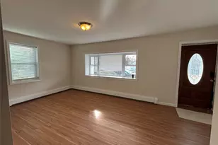 55 Waverly Ave, Smithtown, NY 11787 - Photo 3