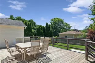 6205 Alvahs Ln, Cutchogue, NY 11935 - Photo 17