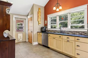 6205 Alvahs Ln, Cutchogue, NY 11935 - Photo 15