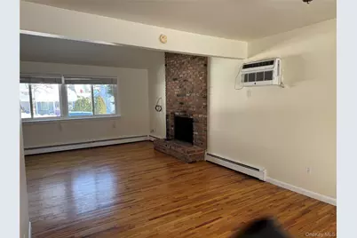 37A Norwood Road #Left Side, Port Washington, NY 11050 - Photo 5