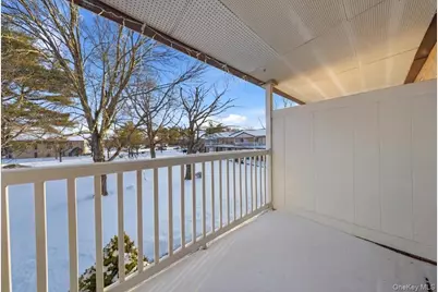 15 Artist Lake Drive, Middle Island, NY 11953 - Photo 13