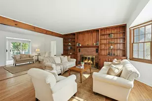 275 Pinewood Rd, Cutchogue, NY 11935 - Photo 3