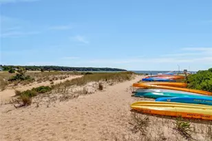 275 Pinewood Rd, Cutchogue, NY 11935 - Photo 17