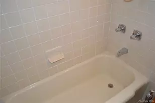 245 Rumsey Rd, Yonkers, NY 10701 - Photo 11