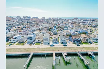 246 W Bay Drive, Long Beach, NY 11561 - Photo 47