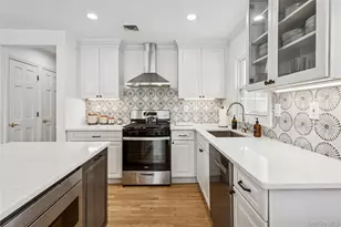 246 W Bay Dr, Long Beach, NY 11561 - Photo 13