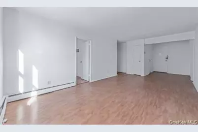 42-30 Douglaston Parkway #2P, Douglaston, NY 11363 - Photo 7