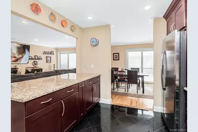 1200 Warburton Avenue #36, Yonkers, NY 10701 - Photo 5