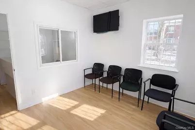 1619 Pelham Parkway N, Bronx, NY 10469 - Photo 3